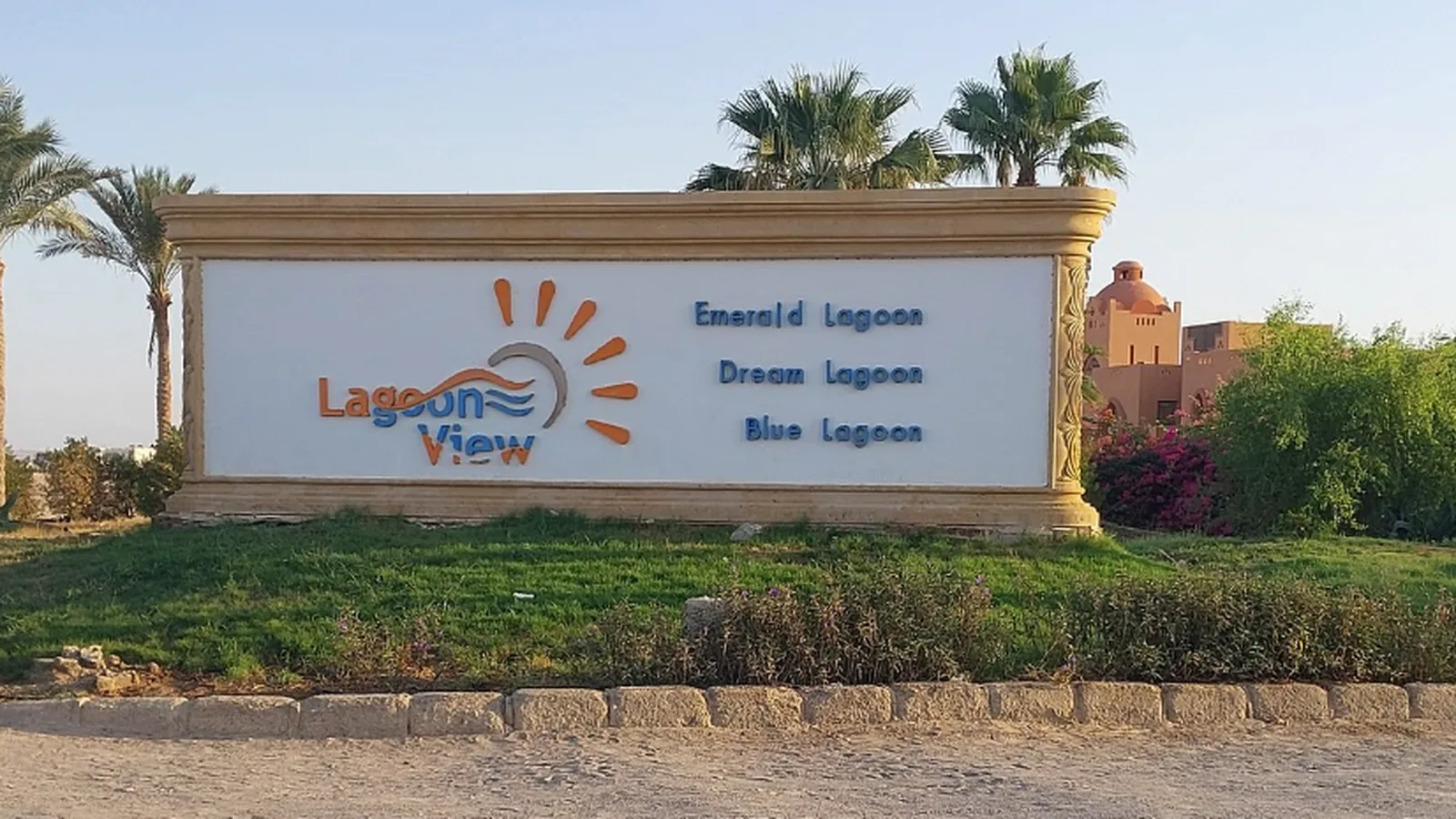 Transfer Flughafen Marsa Alam zum Dream Lagoon Garden